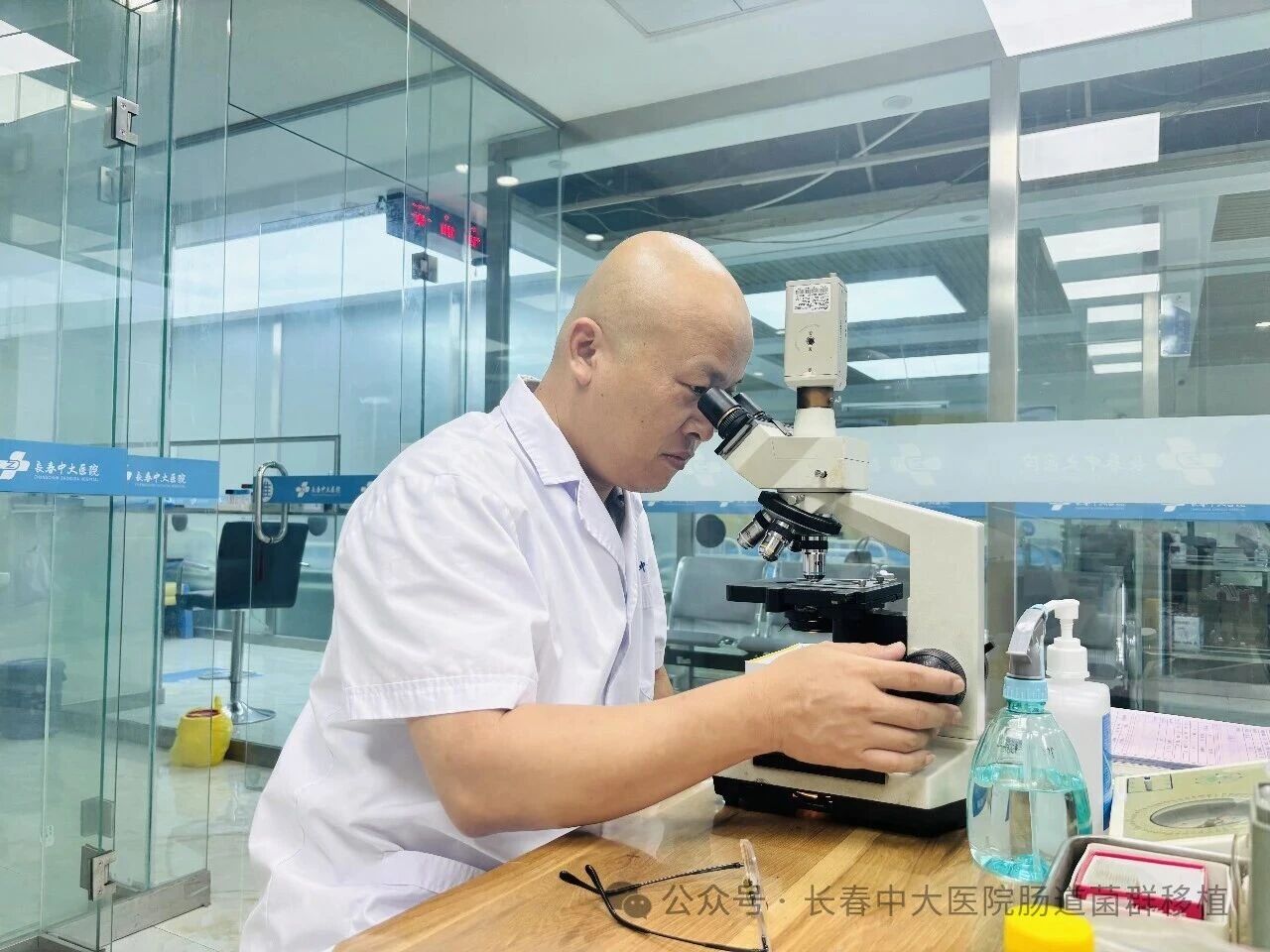 宜兰县|高朋磊医师：左手男科临床，右手肠道菌群移植深入研究